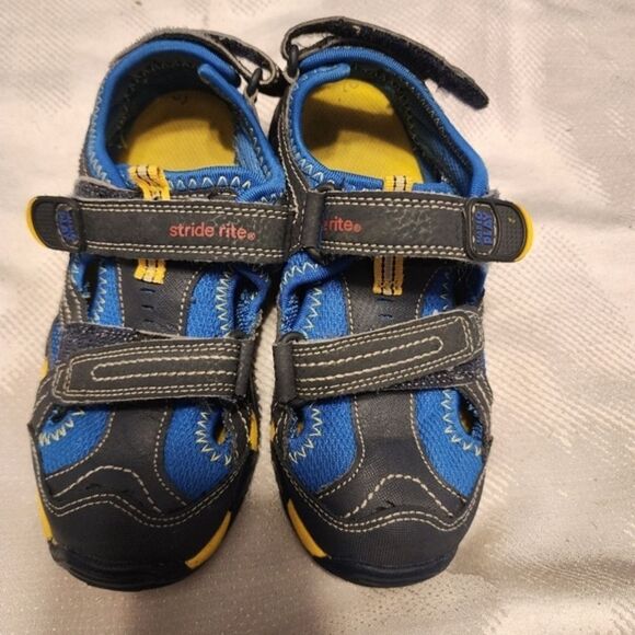 Boys Outdoor Shoes Versatile Walking, Hiking, Water &‎ More Never Worn - Picture 8 of 8
